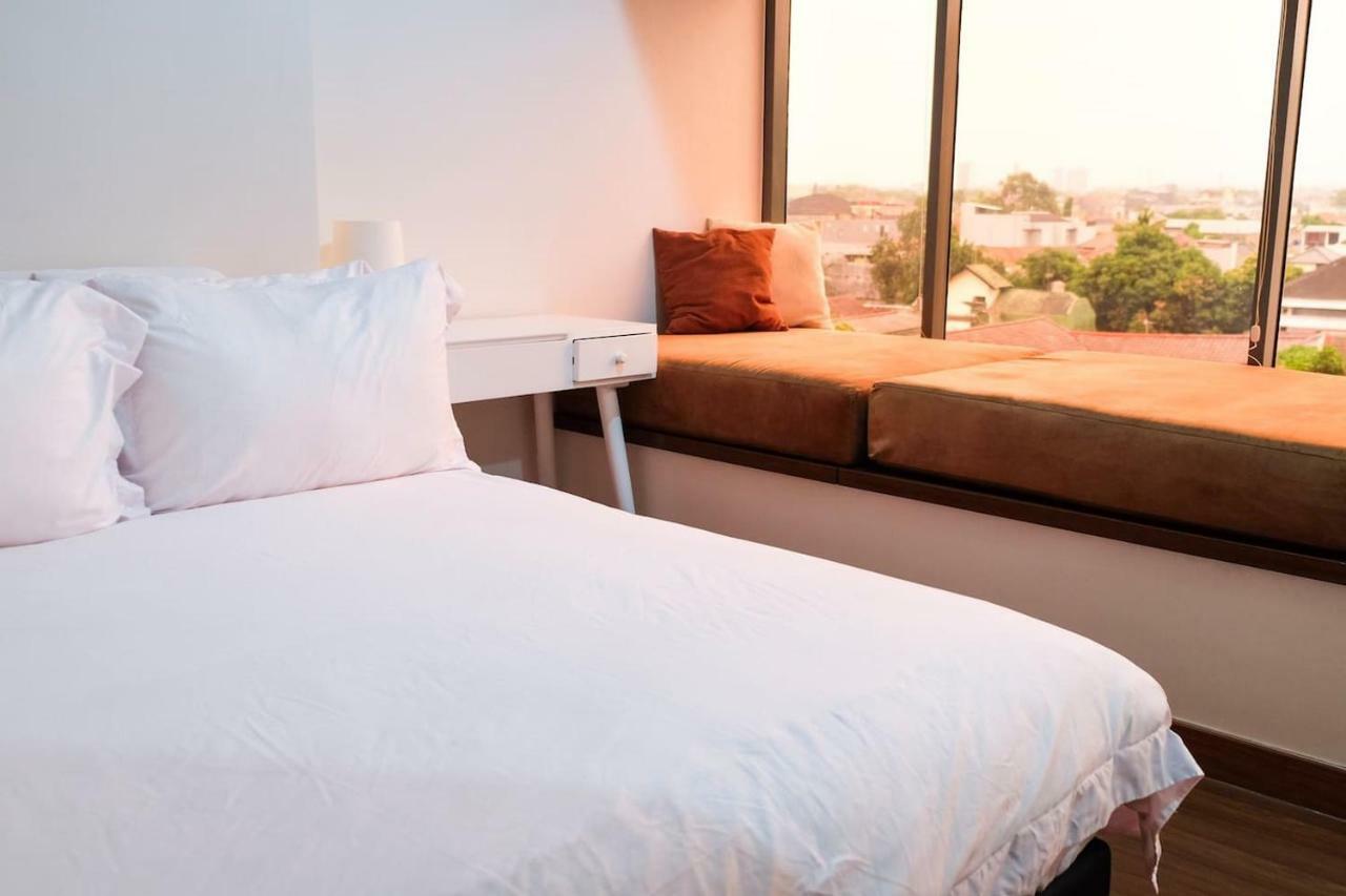 Lavenderbnb 1 At Uttara The Icon Apartment 요그야카르타 외부 사진