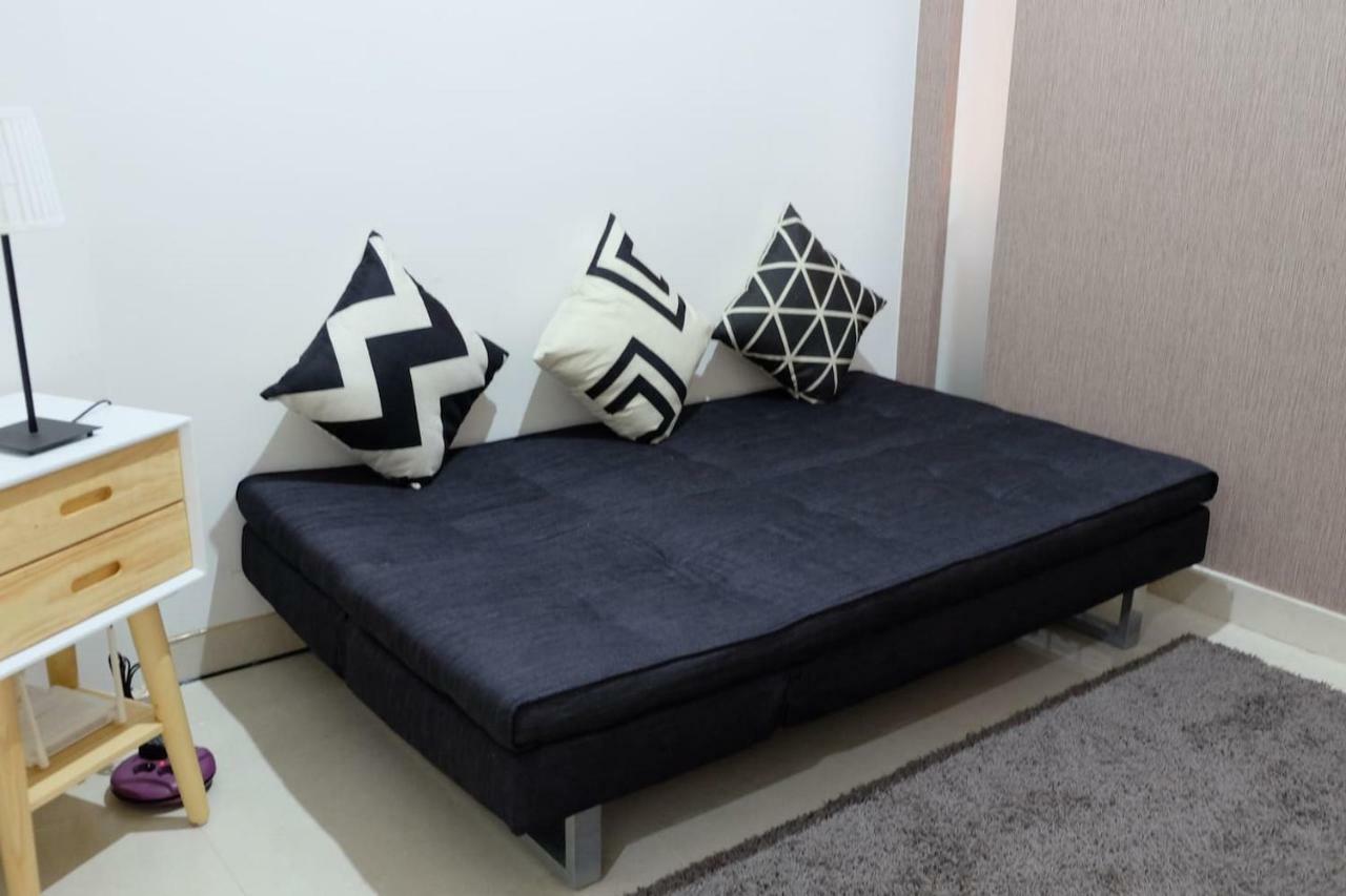 Lavenderbnb 1 At Uttara The Icon Apartment 요그야카르타 외부 사진
